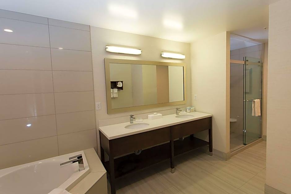 Hampton Inn By Hilton Lloydminster