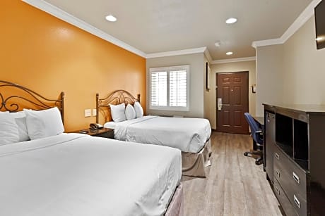 Deluxe Room with 2 Double Beds