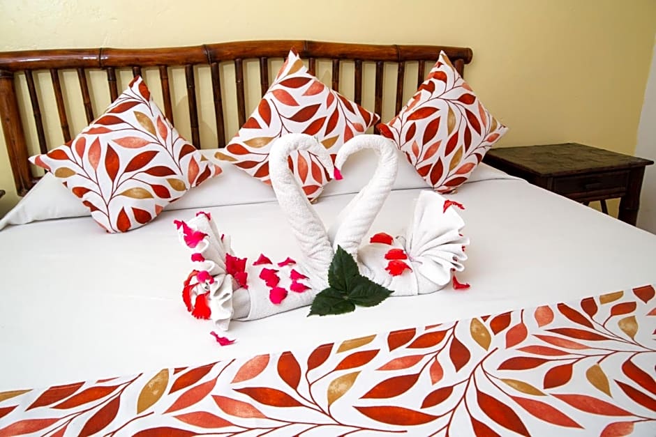 Hotel Zihua Caracol