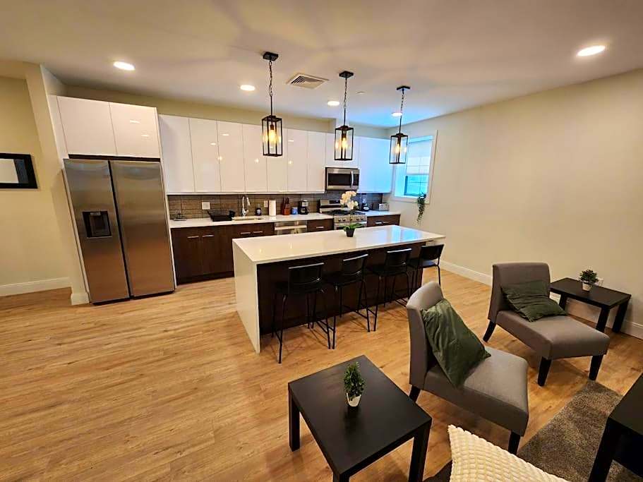 Close to NYC, 10 Guest, Luxurious 3Bedroom Apartment