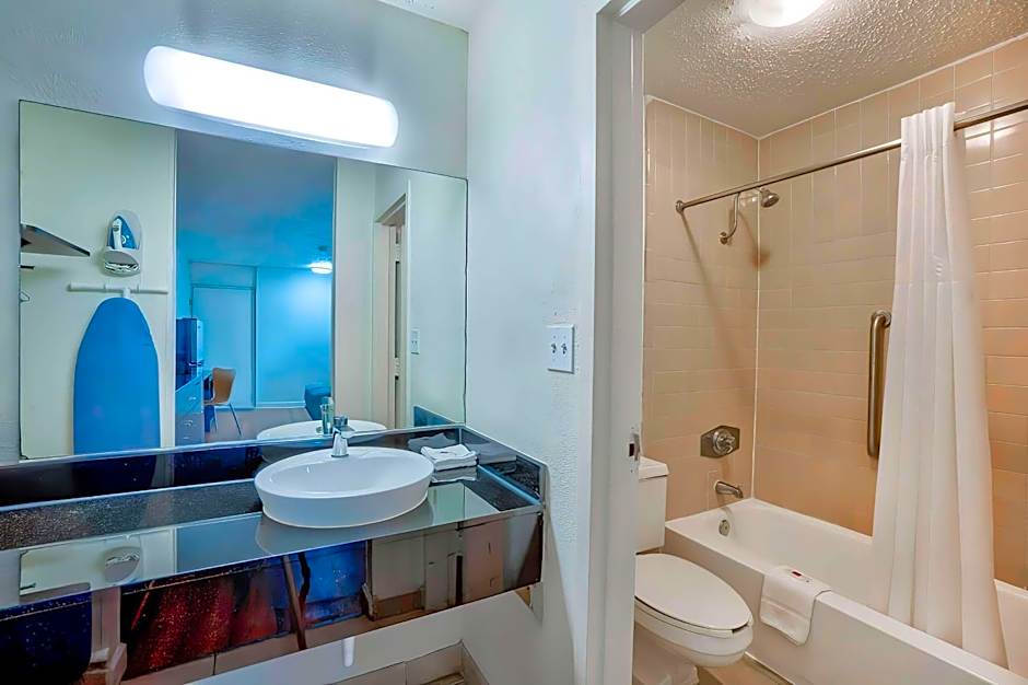 Motel 6-Gainesville, FL