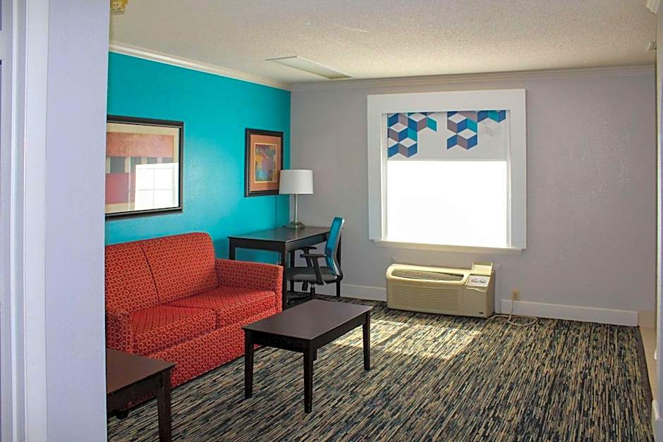 Quality Inn Crossville Near Cumberland Mountain State Park