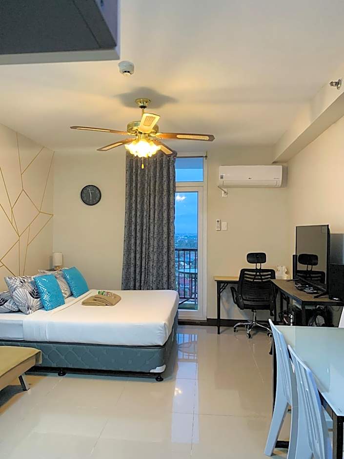 Quayside Condo near Airport