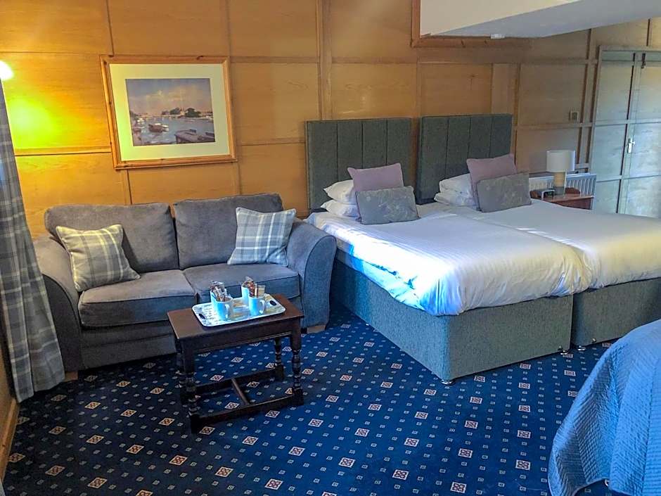 The Hoops Inn & Country Hotel