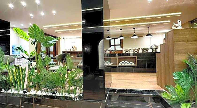 King Suites Hotel