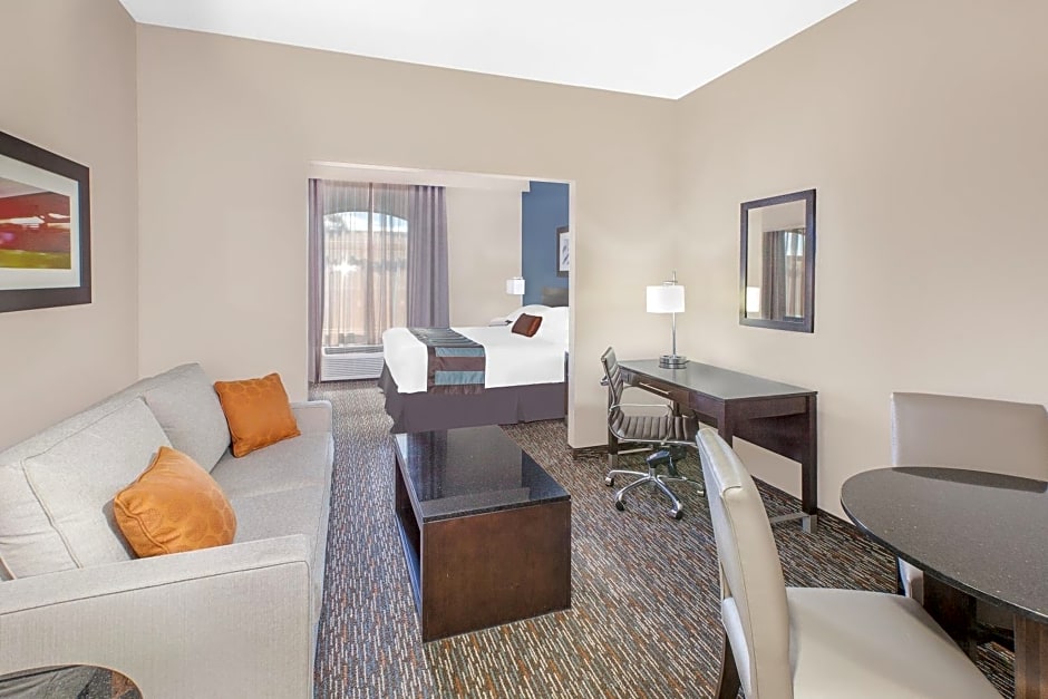 Wingate by Wyndham Sylvania/Toledo
