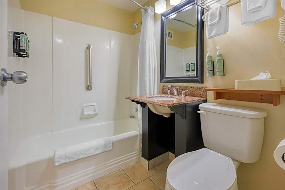 Best Western The Inn At Rochester Airport