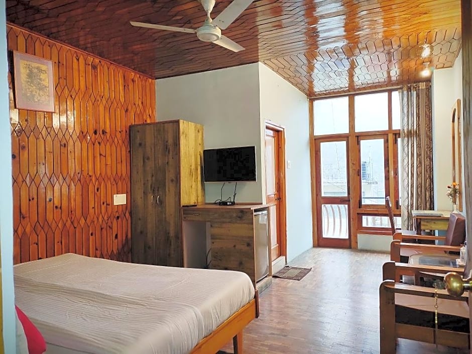 Himalayan Hamlet Valley View Kullu