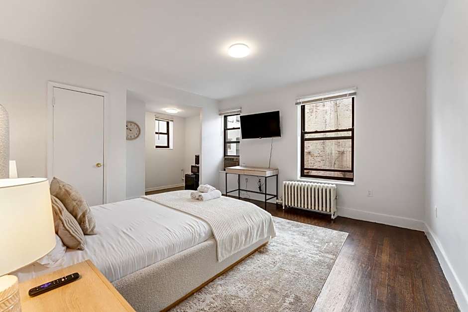 Bay Ridge ApartHotel