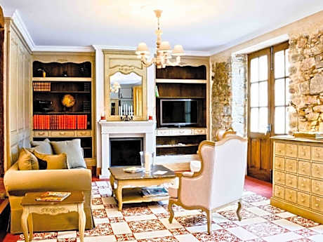 Chambre Ocre-Double-Salle de bain privée séparée-Vue sur Montagne