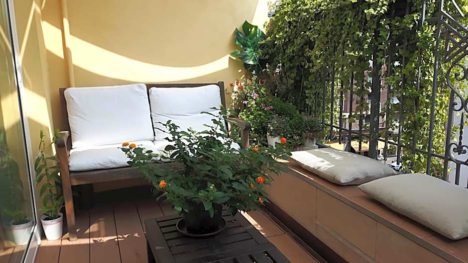 Bronzino House