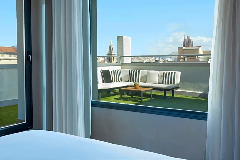 Renaissance by Marriott Barcelona Hotel