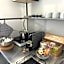 Aurelia Green Suite