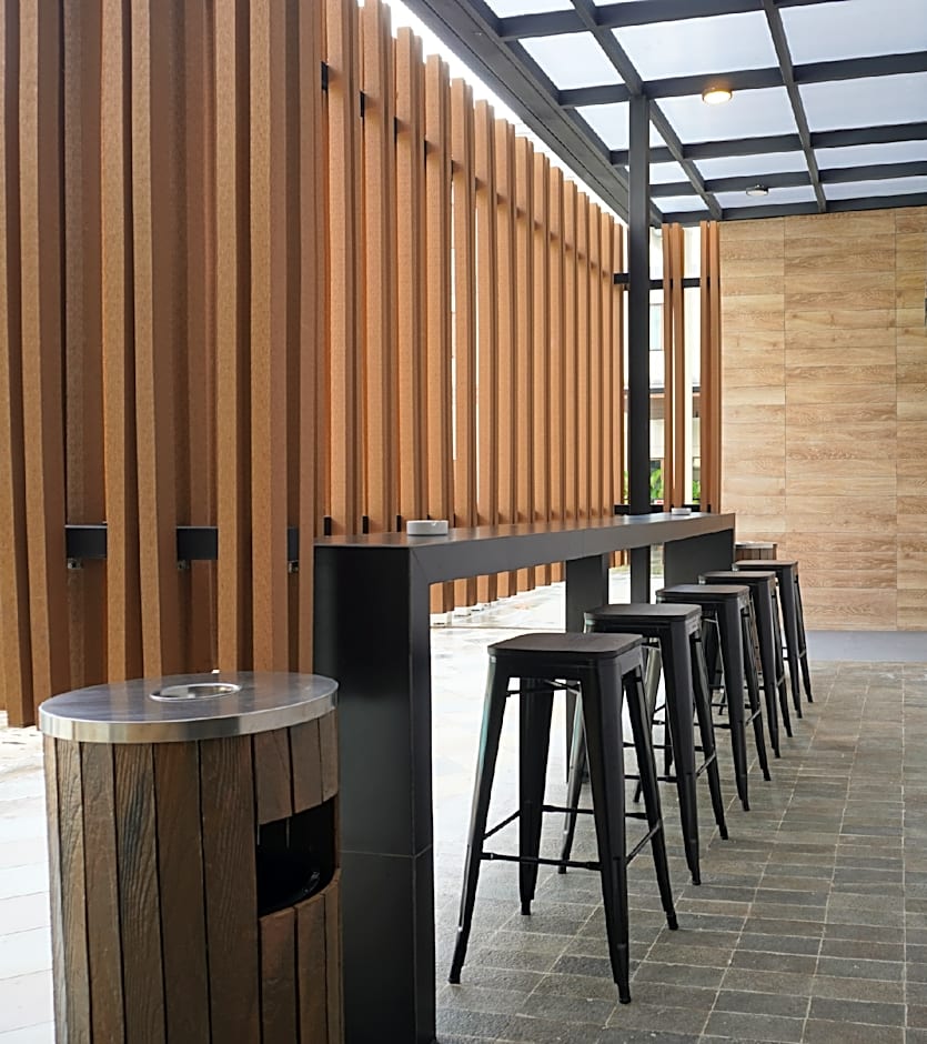 Asuka Hotel MM2100 Industrial Town
