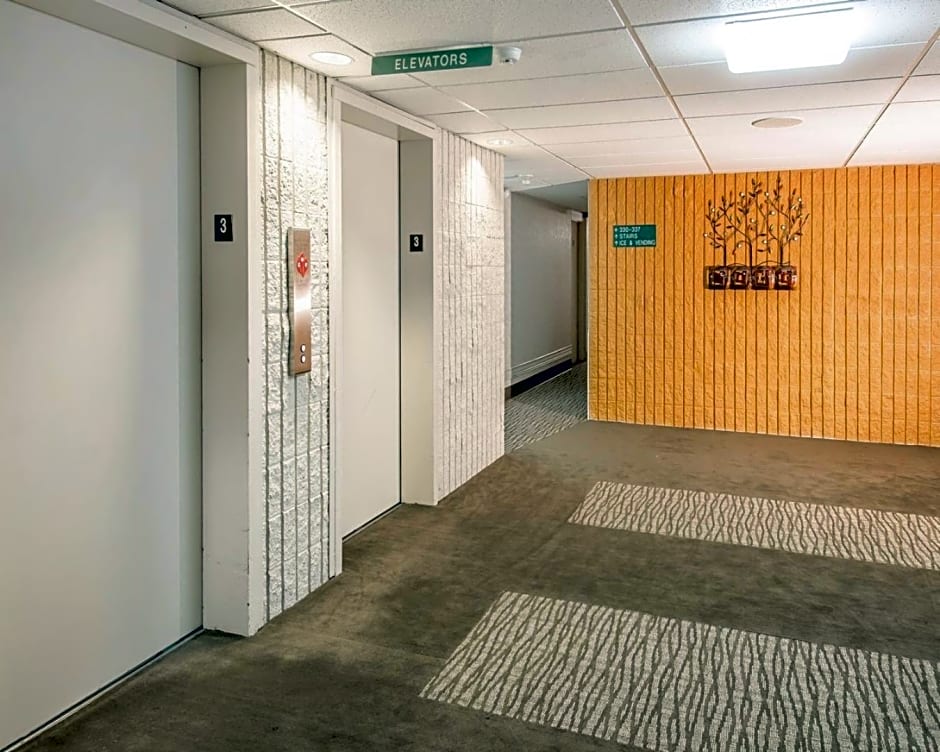 Ramada by Wyndham Downtown Spokane
