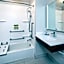 Holiday Inn Express & Suites Clovis Fresno Area By IHG