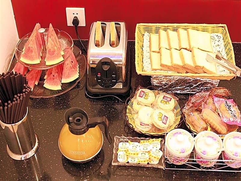 GreenTree Inn Liaoning Dalian Railway Station South Shengli Square Express Hotel