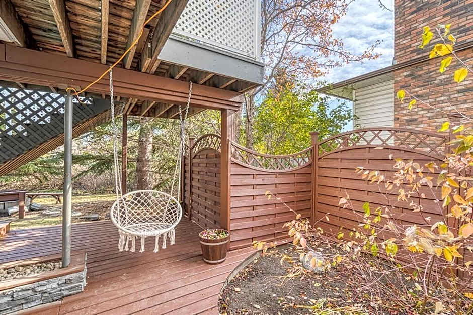 Boho Retreat w/King Bed on Bow River Pathway