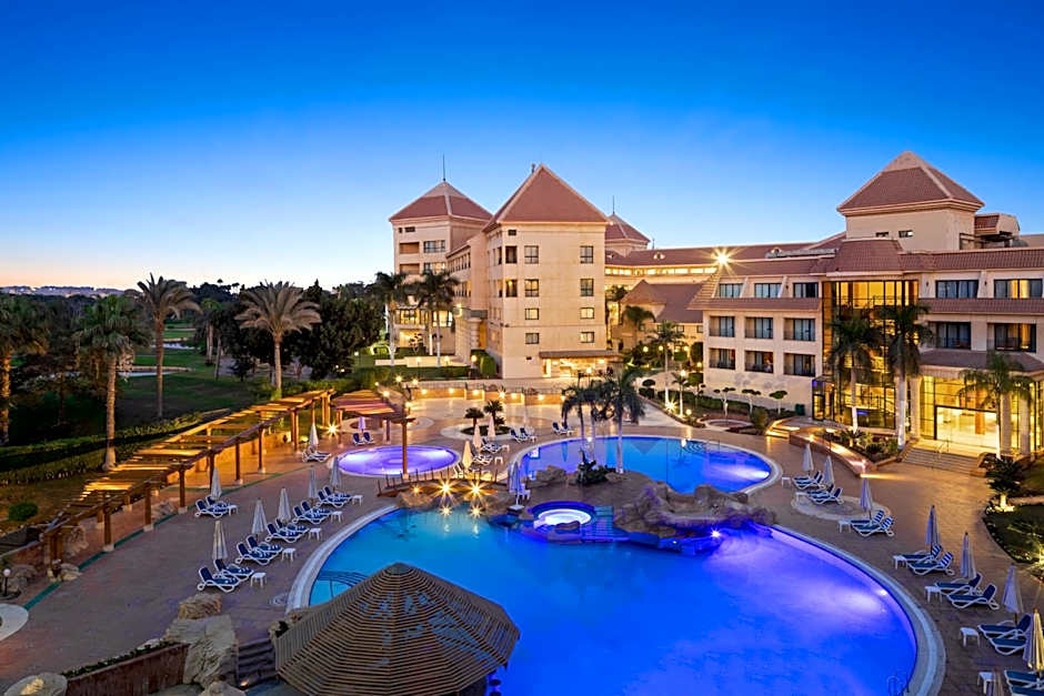 Hilton Pyramids Golf
