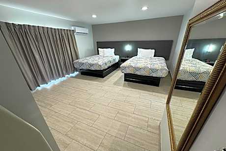 2 DBs | Mobil Acc RI Shwr Nsmk Kitchen