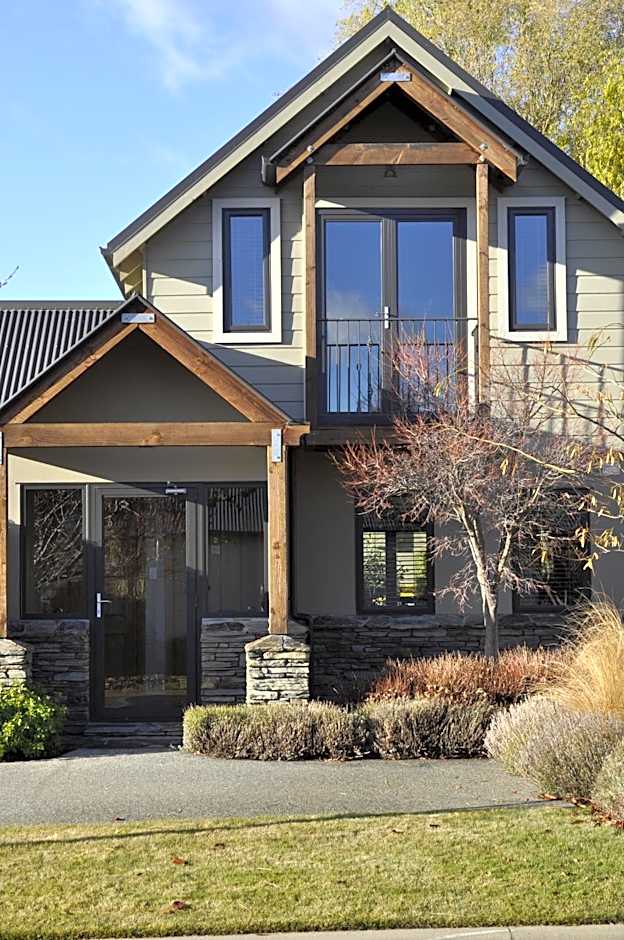 Lansdown Villa Apartments