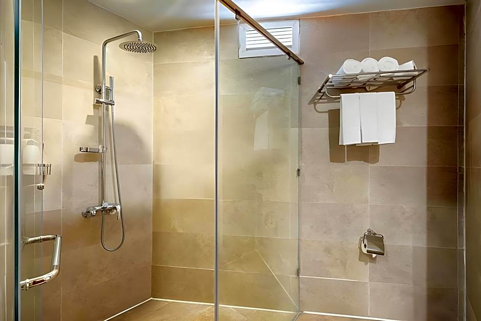 A25 Hotel - 23 Quan Thanh