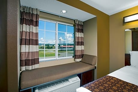 1 Queen Bed Mobility Accessible Studio Suite Non-Smoking