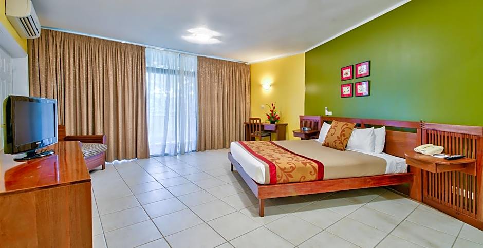 Tanoa International Hotel