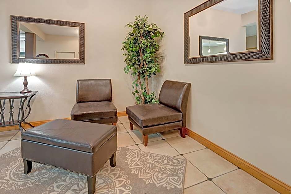 Super 8 by Wyndham Indianapolis South