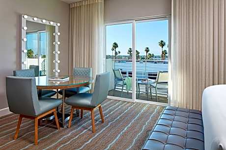 Queen Room with Two Queen Beds, Balcony and Mountain View