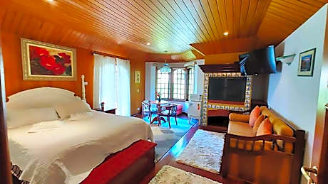 Family Suite with Balcony