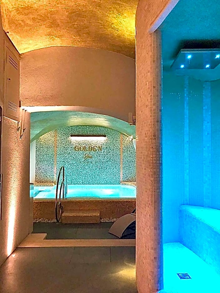 Golden Tower Hotel & Spa