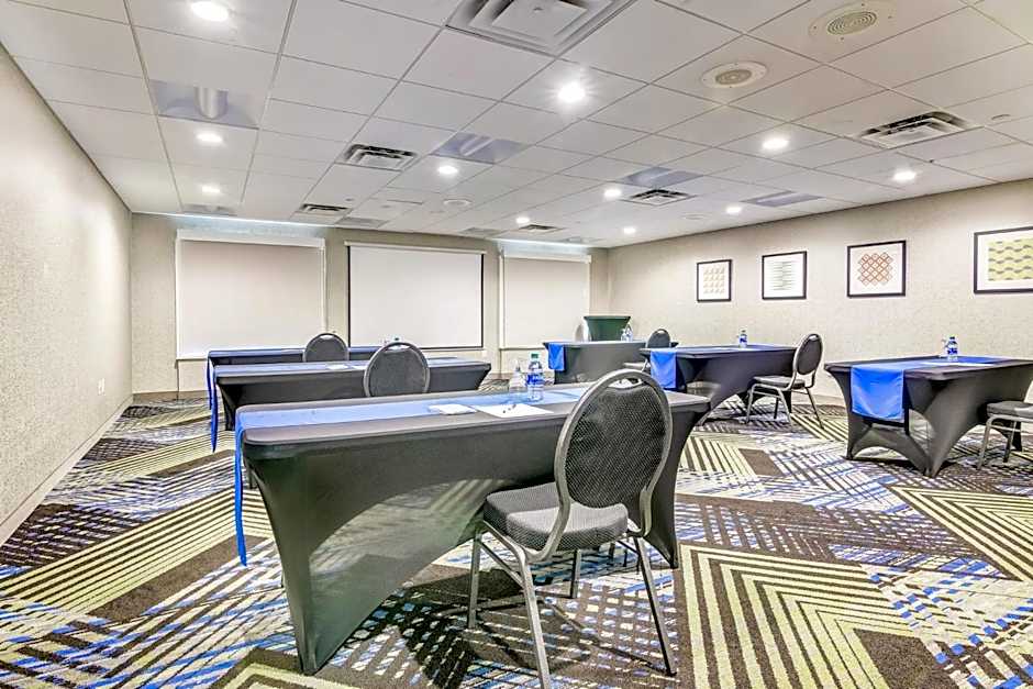 Holiday Inn Express And Suites Longview North By IHG