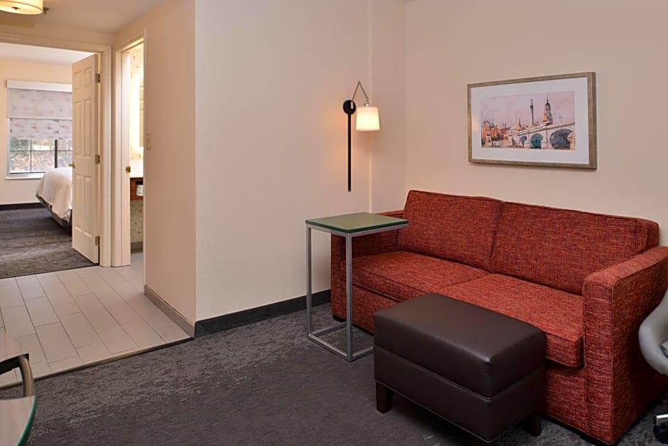 Holiday Inn & Suites Raleigh-Cary (I-40 @Walnut St) By IHG
