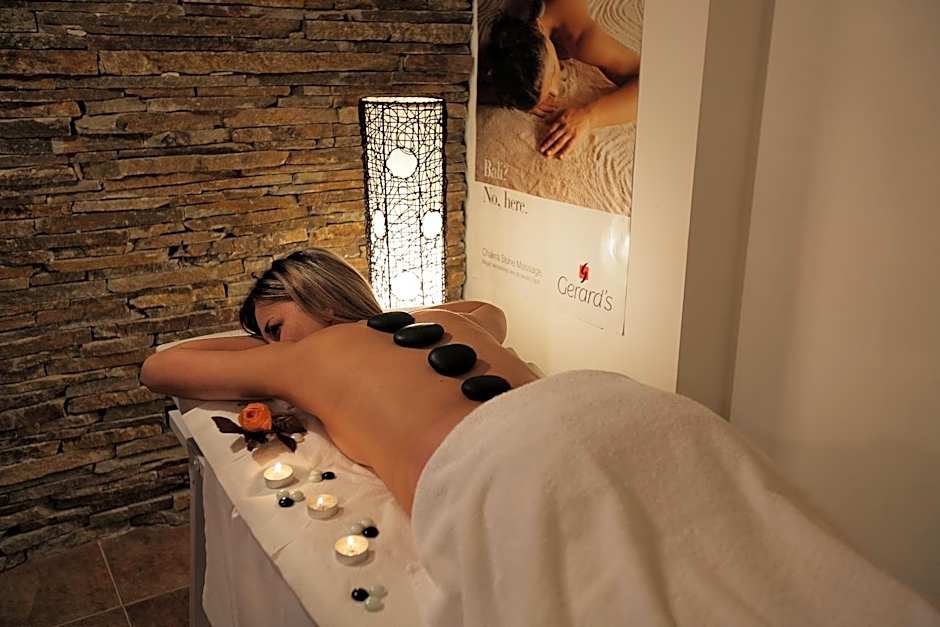 Forest Nook Aparthotel