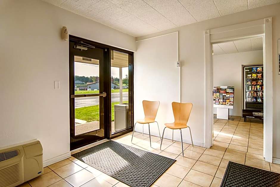 Motel 6-New Stanton, PA