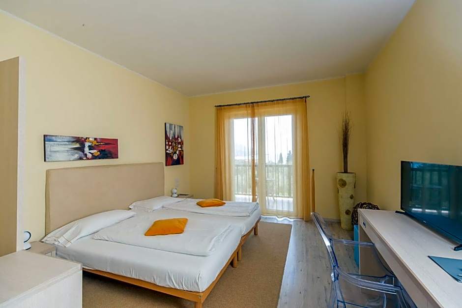 Club Hotel Olivi - Tennis Center