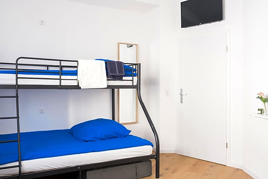 Hostel MaRu Living C9
