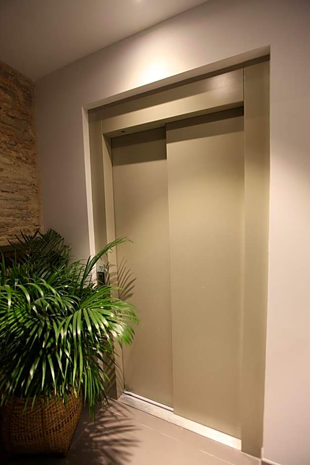 VTZ The Botanic Hostel