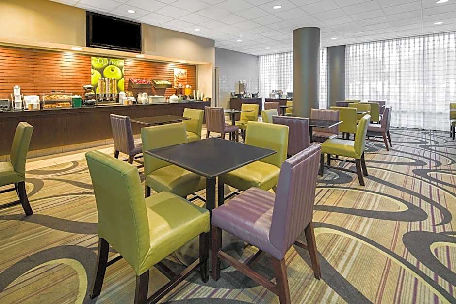 La Quinta Inn & Suites by Wyndham Buena Park