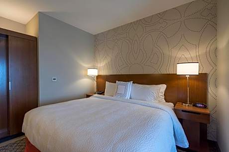 King Room - Hearing Accessible