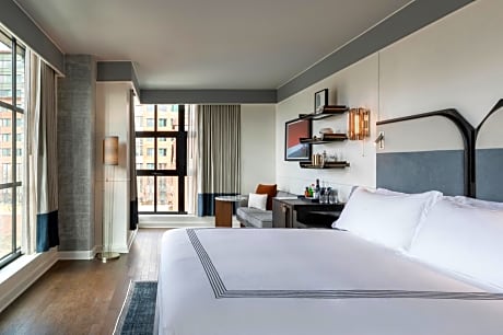Corner King Room