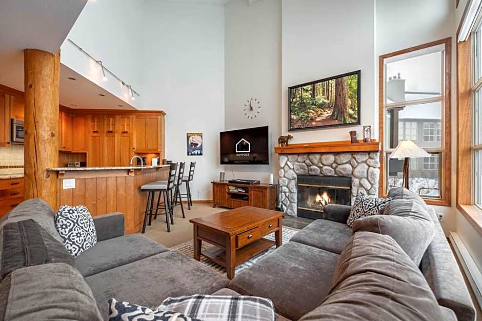 Blackcomb Greens by Outpost Whistler