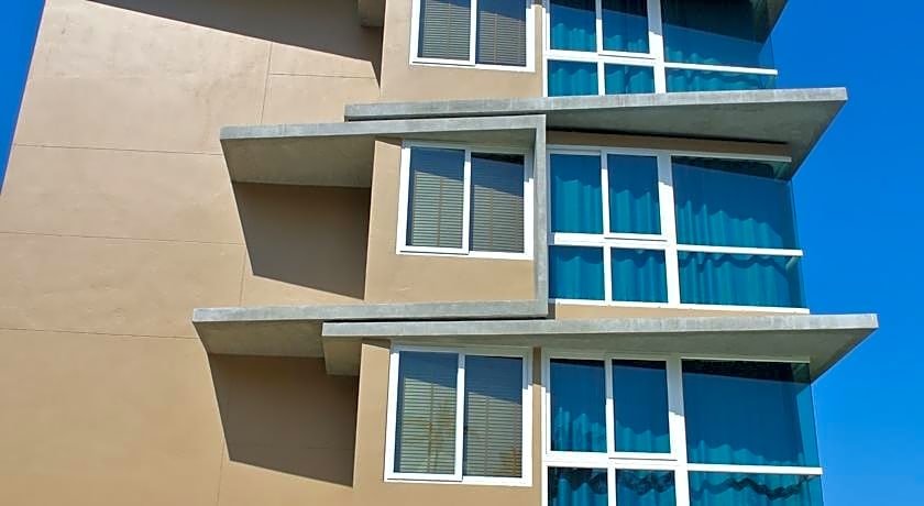 Nantra Hua Hin Hotel