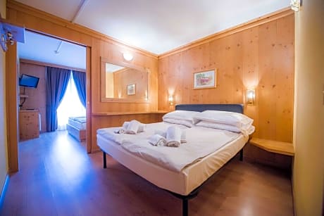 Superior Quadruple Room