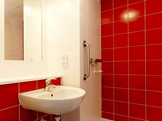 Travelodge Dundee Strathmore Avenue