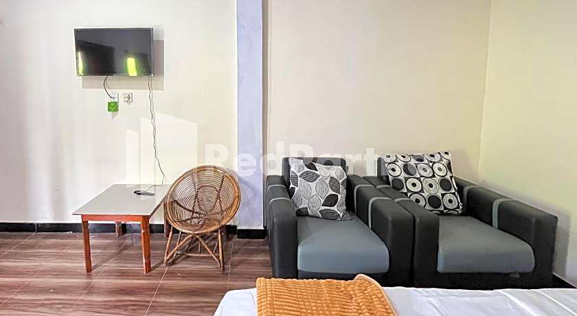 Family Homestay Syariah Bromo Mitra RedDoorz