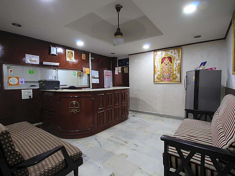 Hotel Maya Deluxe