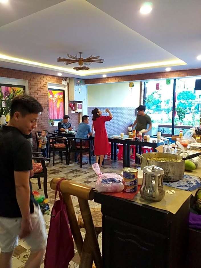 Hoi An Riverland Villa - Hoi An Center