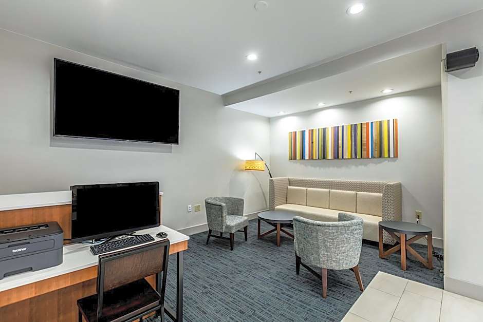 Holiday Inn Express & Suites Jersey City North - Hoboken By IHG